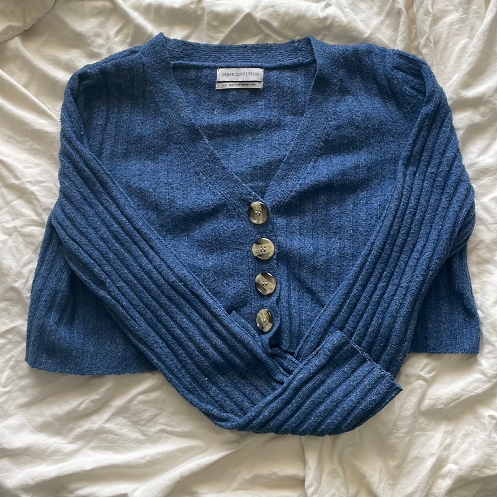 Urban outfitters cropped sweater